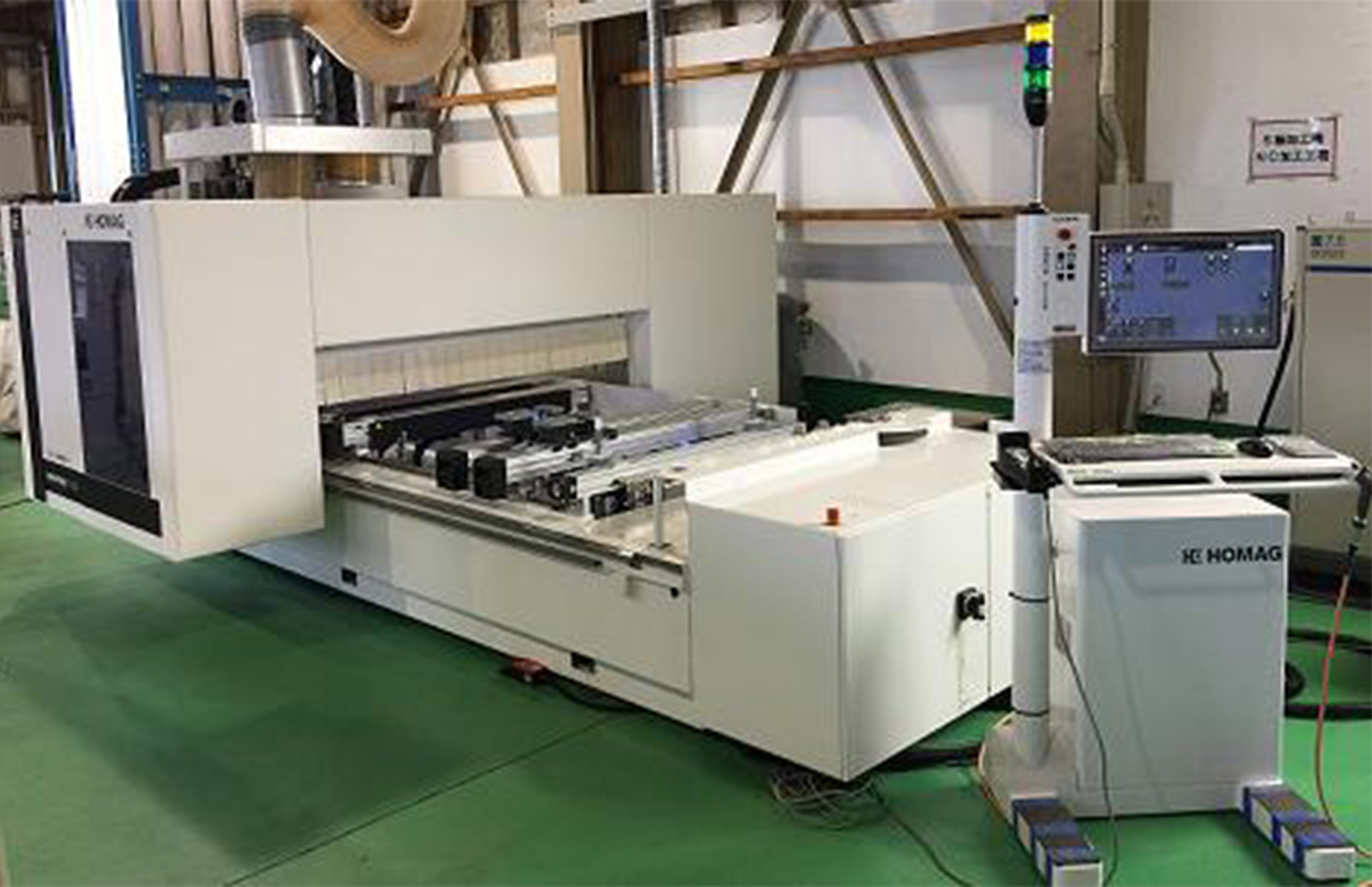 HOMAG　CNC　5軸加工機